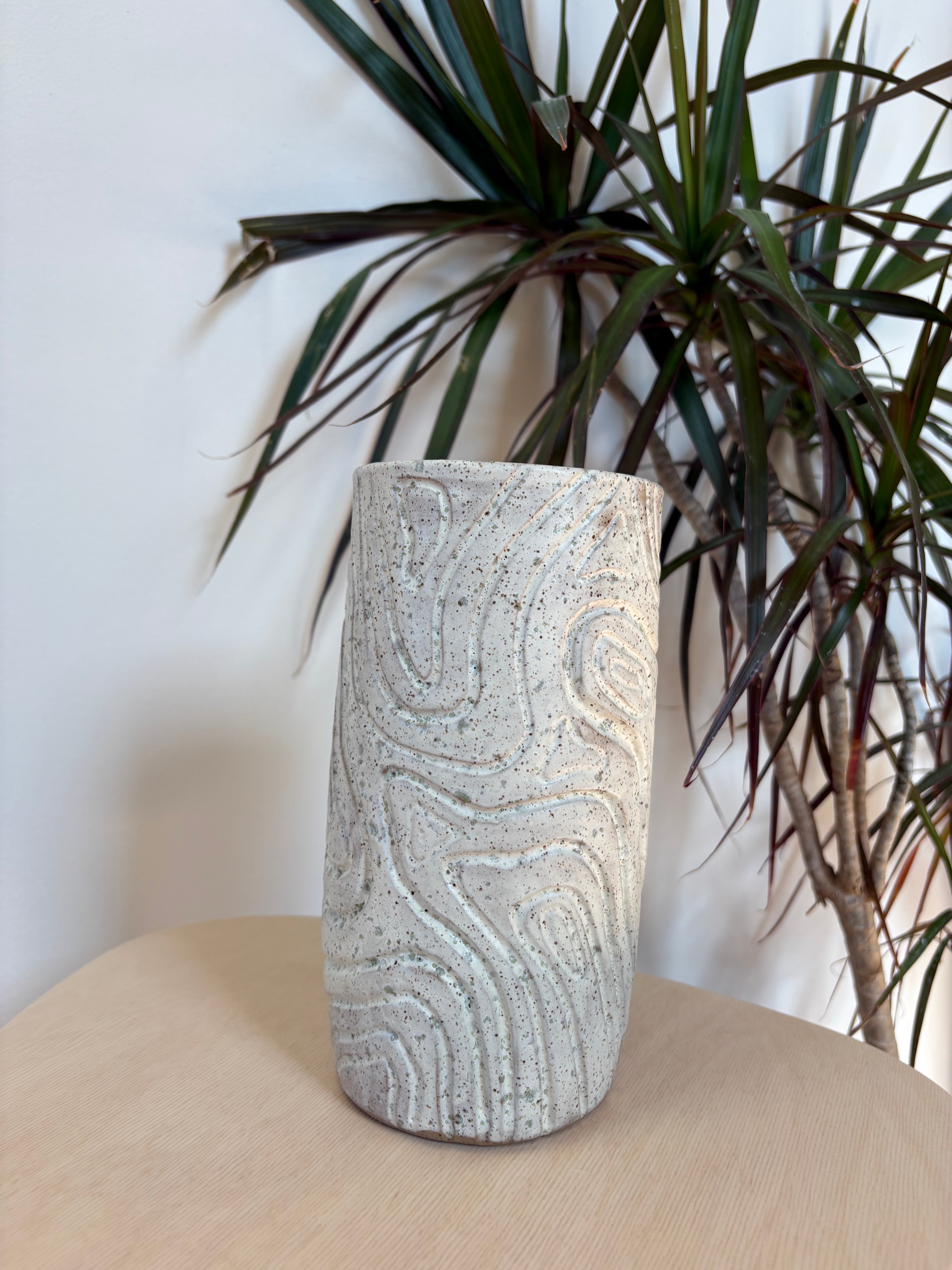 Topo Vase